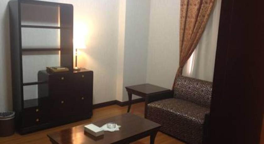 Luxurious Al Rawdah Suites 麦地那 外观 照片